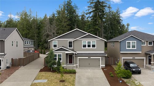 17512 Crossing Dr E, Puyallup, WA, 98374-9812 | Card Image