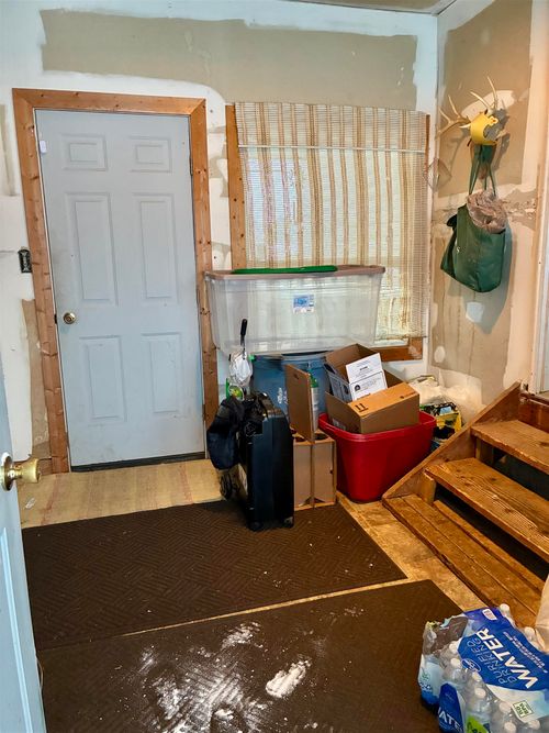 8993 S Morrice Rd, Morrice, MI, 48857-9774 | Card Image