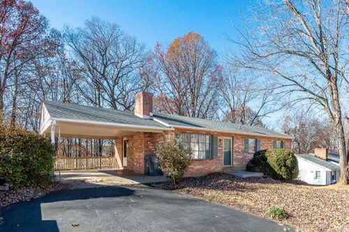 1121 Coolbrook Rd, Bedford, VA, 24523-2405 | Card Image