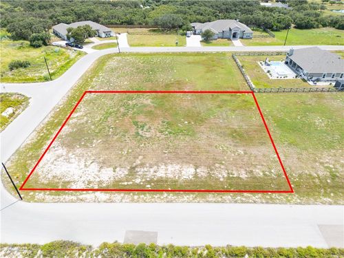 2105 Arabian Dr, Corpus Christi, TX, 78418-1343 | Card Image