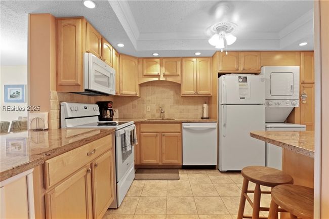 APT-3302 - 85 Folly Field Rd, Condo with 2 bedrooms, 2 bathrooms and null parking in Hilton Head Island SC | Image 14