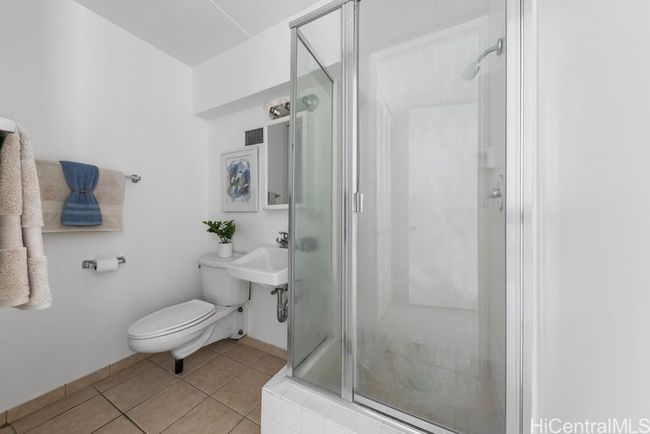 APT-1001 - 1520 Ward Ave, Condo with 2 bedrooms, 2 bathrooms and 1 parking in Honolulu HI | Image 14