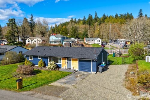 6516 Lake Dr, Bremerton, WA, 98312-2126 | Card Image