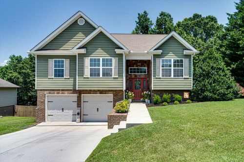 9129 Wood Dale Ln, Hixson, TN, 37343-2055 | Card Image