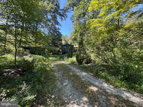 379 Orchard Rd, ORRTANNA, PA, 17353-9403 | Card Image