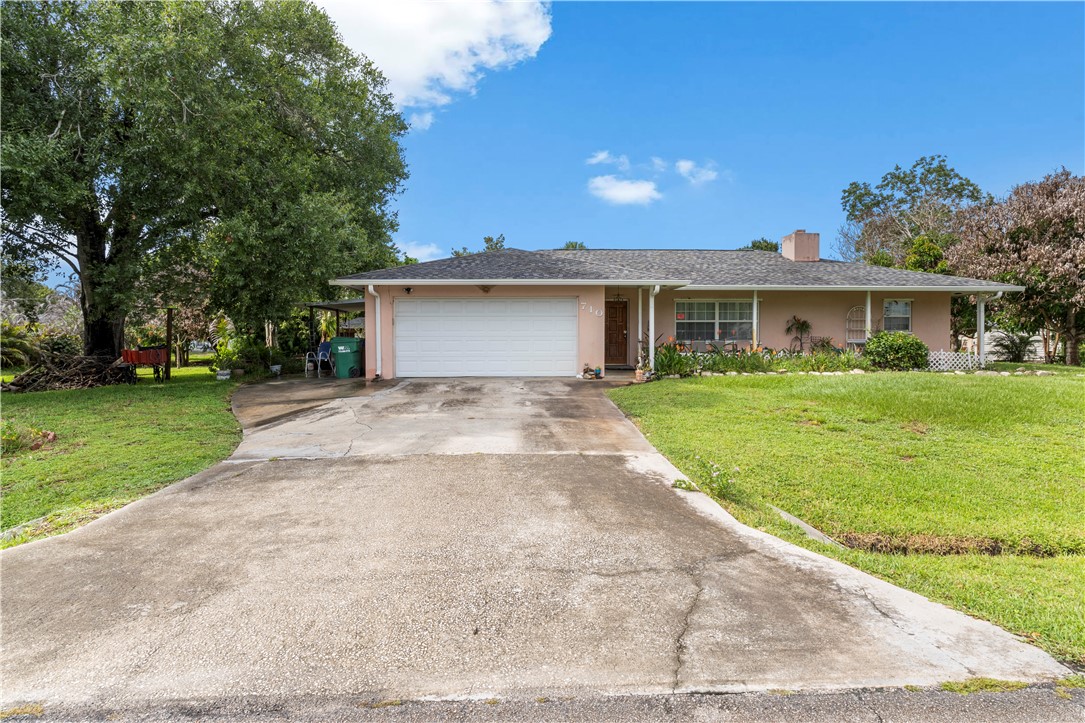 Residential in Sebastian 3