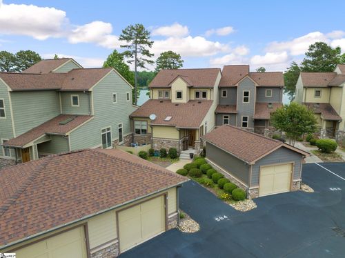 564 Sunset Point Dr, West Union, SC, 29696-3940 | Card Image