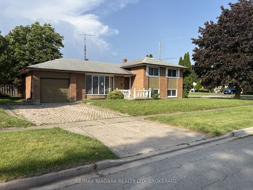 6611 Margaret St, Niagara Falls, ON, L2G2V1 | Card Image