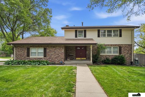 3121 Loveland Dr, Lincoln, NE, 68502-5934 | Card Image