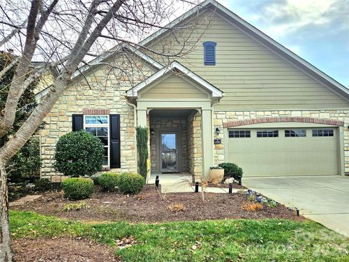 5108 Polo Gate Blvd, Charlotte, NC, 28216-6814 | Card Image