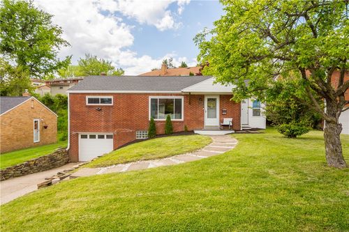2416 N Meadowcroft Ave, Pittsburgh, PA, 15216-2707 | Card Image