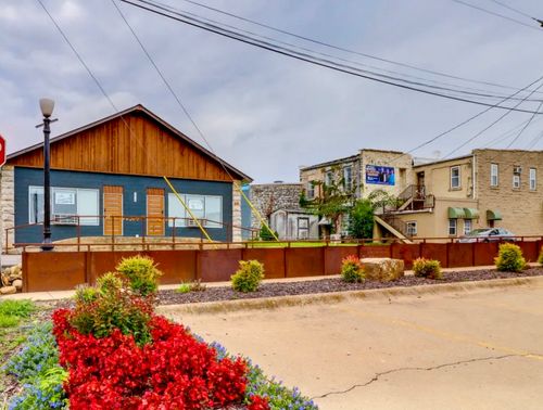 2-101 N Stone St, Jasper, AR, 72641 | Card Image