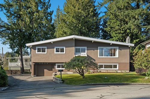 2039 Compton Crt, Coquitlam, BC, V3J2K9 | Card Image