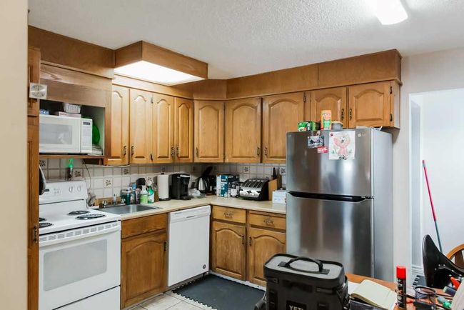10506 101 Avenue, Home with 2 bedrooms, 2 bathrooms and 5 parking in Grande Prairie AB | Image 7