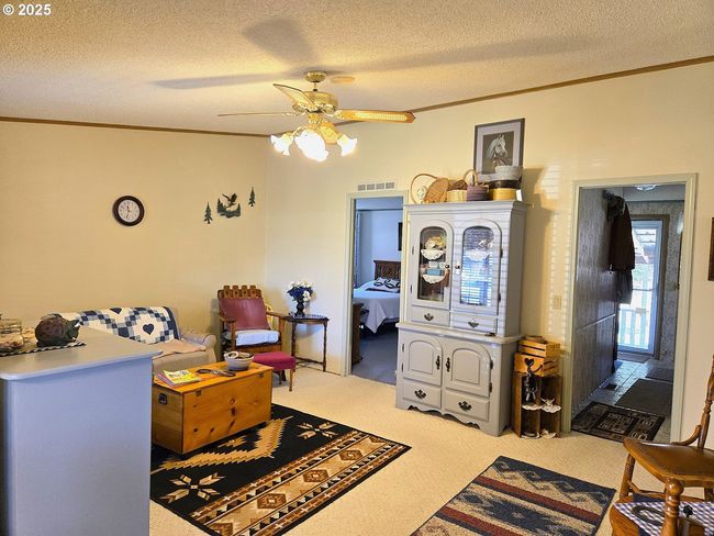 401 Main St, House other with 3 bedrooms, 2 bathrooms and 1 parking in Unity OR | Image 10