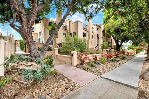 3736 Promontory St, San Diego, CA, 92109-6667 | Card Image