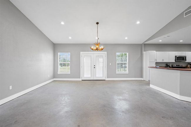 873 Hcr 1106, House other with 4 bedrooms, 3 bathrooms and null parking in Blum TX | Image 14