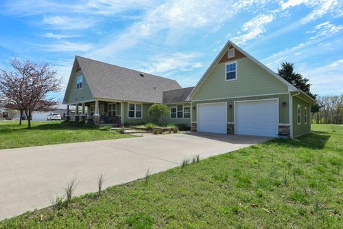 22419 Trout St, Golden, MO, 65658-6004 | Card Image