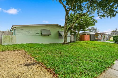 5711 Sw 37th Ct, Davie, FL, 33314-2717 | Card Image