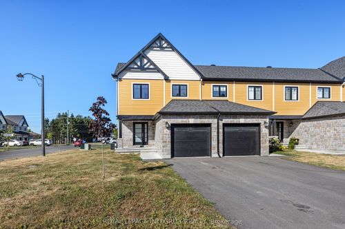 166 Dion Ave, Rockland, ON, K4K0M2 | Card Image