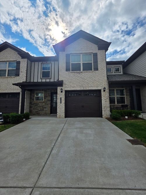 156 Rising Pvt Ln, Gallatin, TN, 37066-4798 | Card Image