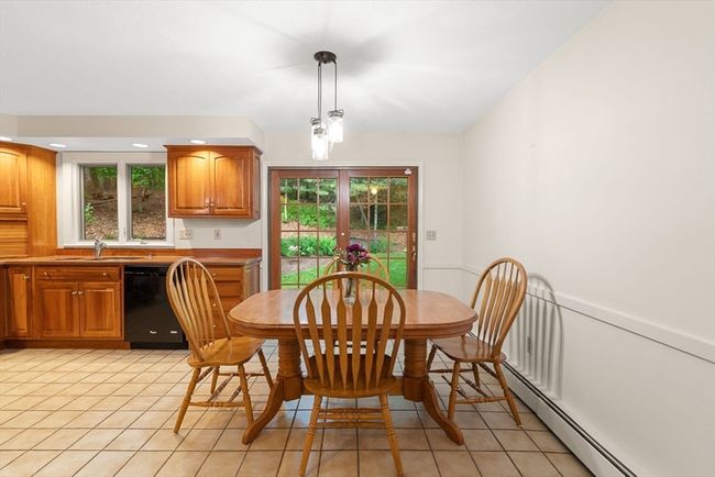 369 Border Rd, House other with 4 bedrooms, 4 bathrooms and 6 parking in Concord MA | Image 16