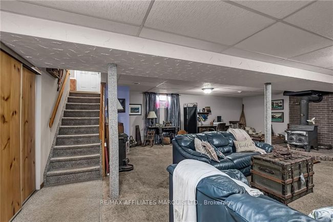 16933 8 Th Rd, House other with 3 bedrooms, 2 bathrooms and 8 parking in Moose Creek ON | Image 18