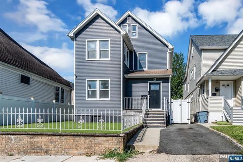 15 Cottage Pl, East Orange, NJ, 07017-1807 | Card Image