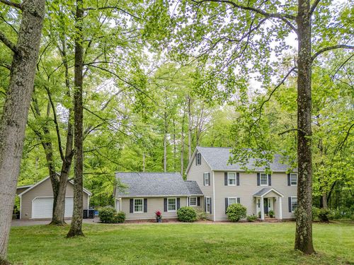 198 Kyle Ln, Morehead, KY, 40351-8865 | Card Image