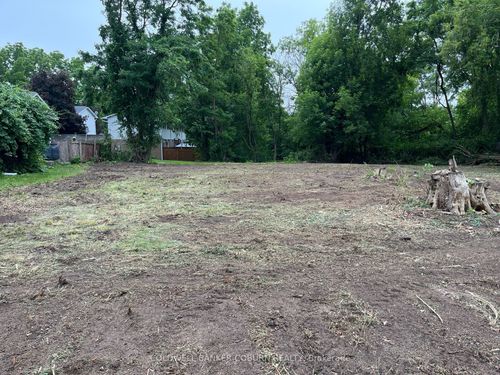 14 Harvey St, Kemptville, ON, K0G1J0 | Card Image