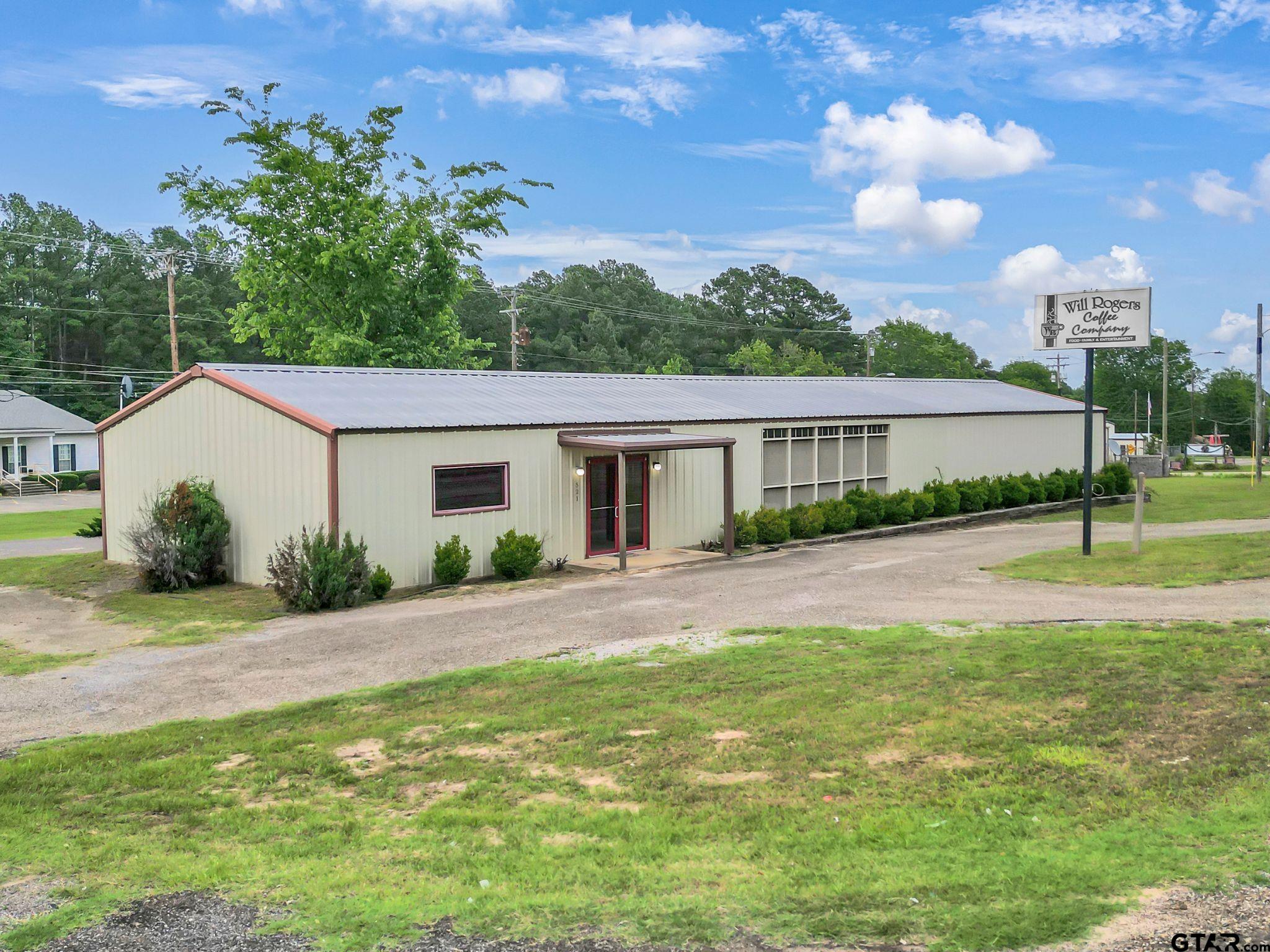 Commercial Sale in Hawkins 2