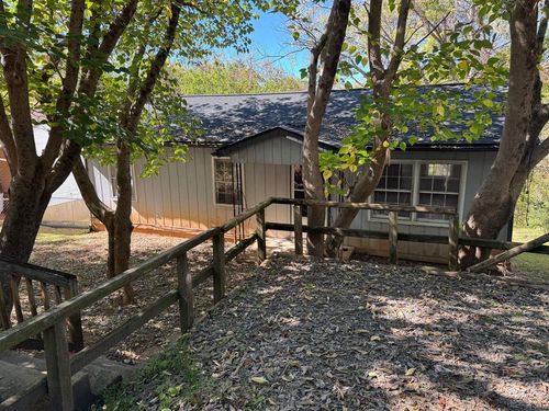 1020 Oak St, Martinsville, VA, 24112-4126 | Card Image