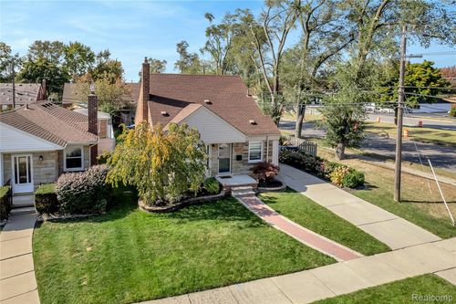 2237 Mcmillan St, Dearborn, MI, 48128-1397 | Card Image