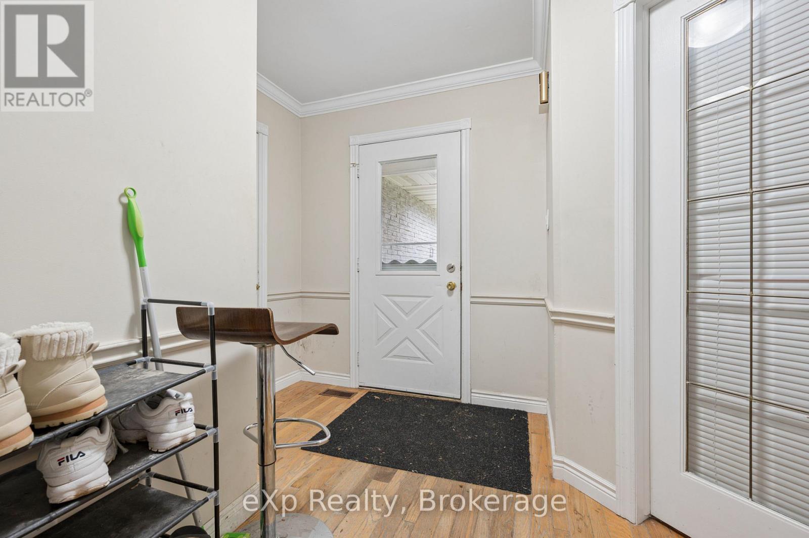 Residential in Guelph (Kortright West) 5