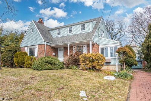 567 Windsor Rd, Wood Ridge, NJ, 07075-1308 | Card Image