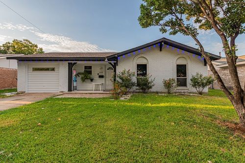 1209 Shorecrest Dr, Garland, TX, 75040-6635 | Card Image