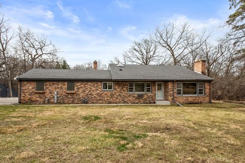 169 Miller Rd, Lake Zurich, IL, 60047-1396 | Card Image