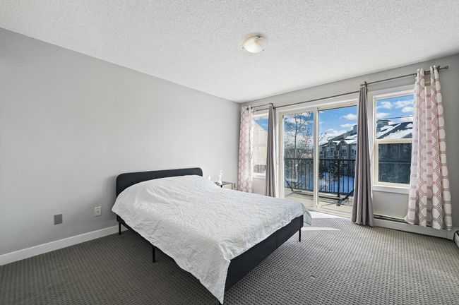 2205 - 211 Aspen Stone Blvd Sw, Condo with 2 bedrooms, 3 bathrooms and 1 parking in Calgary AB | Image 18