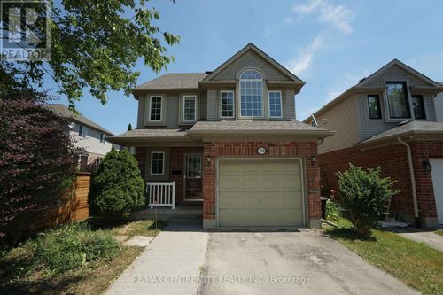 762 Blacksmith St, London, ON, N6H5R6 | Card Image