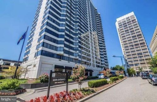 429-2001 Hamilton St, PHILADELPHIA, PA, 19130-4218 | Card Image