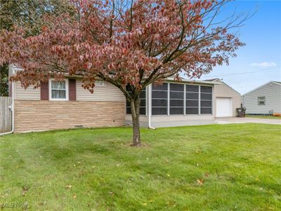 4116 21st Street Sw, House other with 3 bedrooms, 1 bathrooms and null parking in Canton OH | Image 3