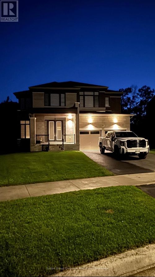 174 Rosanne Cir, Wasaga Beach, ON, L9Z0N1 | Card Image