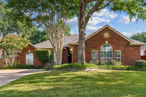 700 Tealwood Ln, Flower Mound, TX, 75028-7113 | Card Image