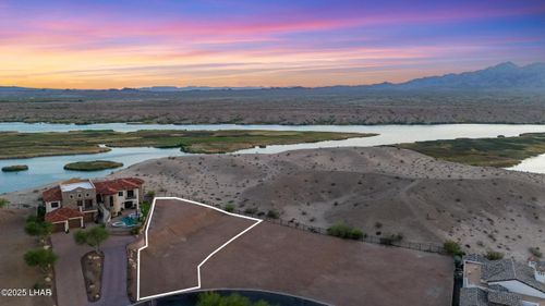 1718 E Tradition Ln, Lake Havasu City, AZ, 86404-5973 | Card Image