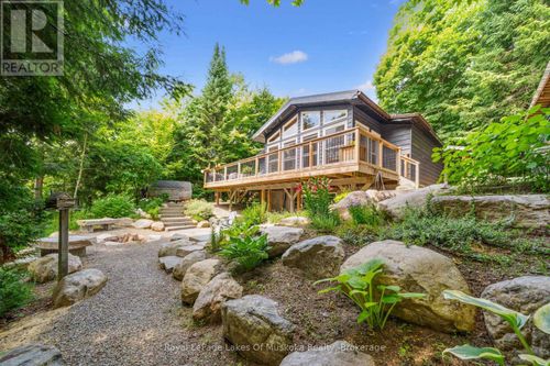 1315 Wolf Circle, Algonquin Highlands (Sherborne), ON, P0A1E0 | Card Image