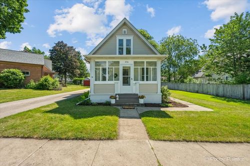 236 Short St, East Dundee, IL, 60118-1141 | Card Image