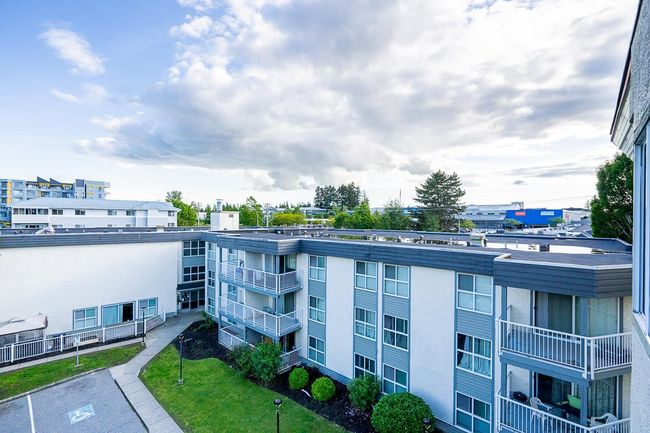 433 - 32830 George Ferguson Way, Condo with 2 bedrooms, 2 bathrooms and 1 parking in Abbotsford BC | Image 26