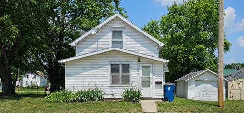 909 W 6th St, DIXON, IL, 61021-3528 | Card Image