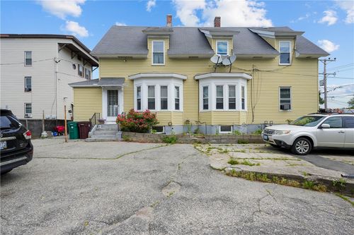 328 Wood Avenue, Woonsocket, RI, 02895 | Card Image