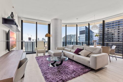 apt-4201-55 Sw 9th St, Miami, FL, 33130-4515 | Card Image